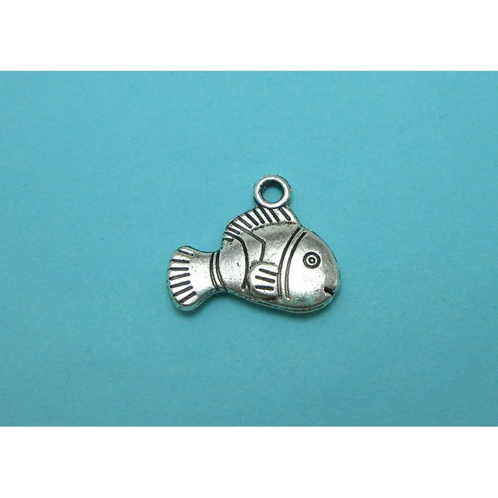 10pcs Clownfish‎ Charms silver tone clown fish ocean life, jewelry supplies